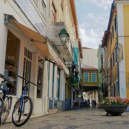 Lägenhet Downtown Shelter - Casa Da Praca *
